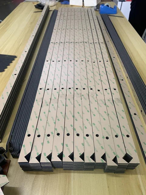 Spliced silicone foam frame parts