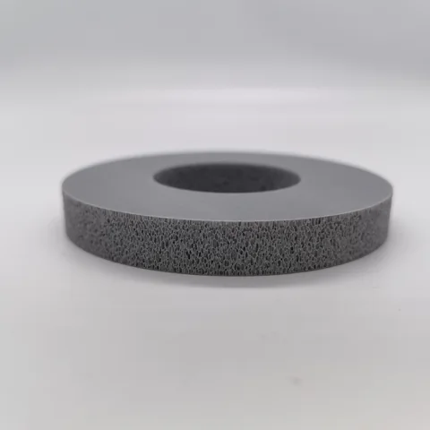 Silicone foam liner sealing ring